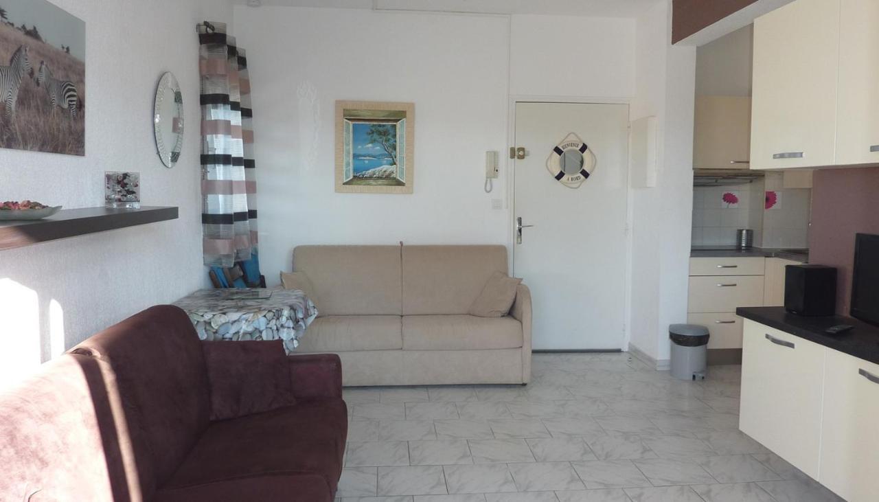 Studio Residence Bona, Vue Hippodrome Et Mer, Clim Hyeres Luaran gambar